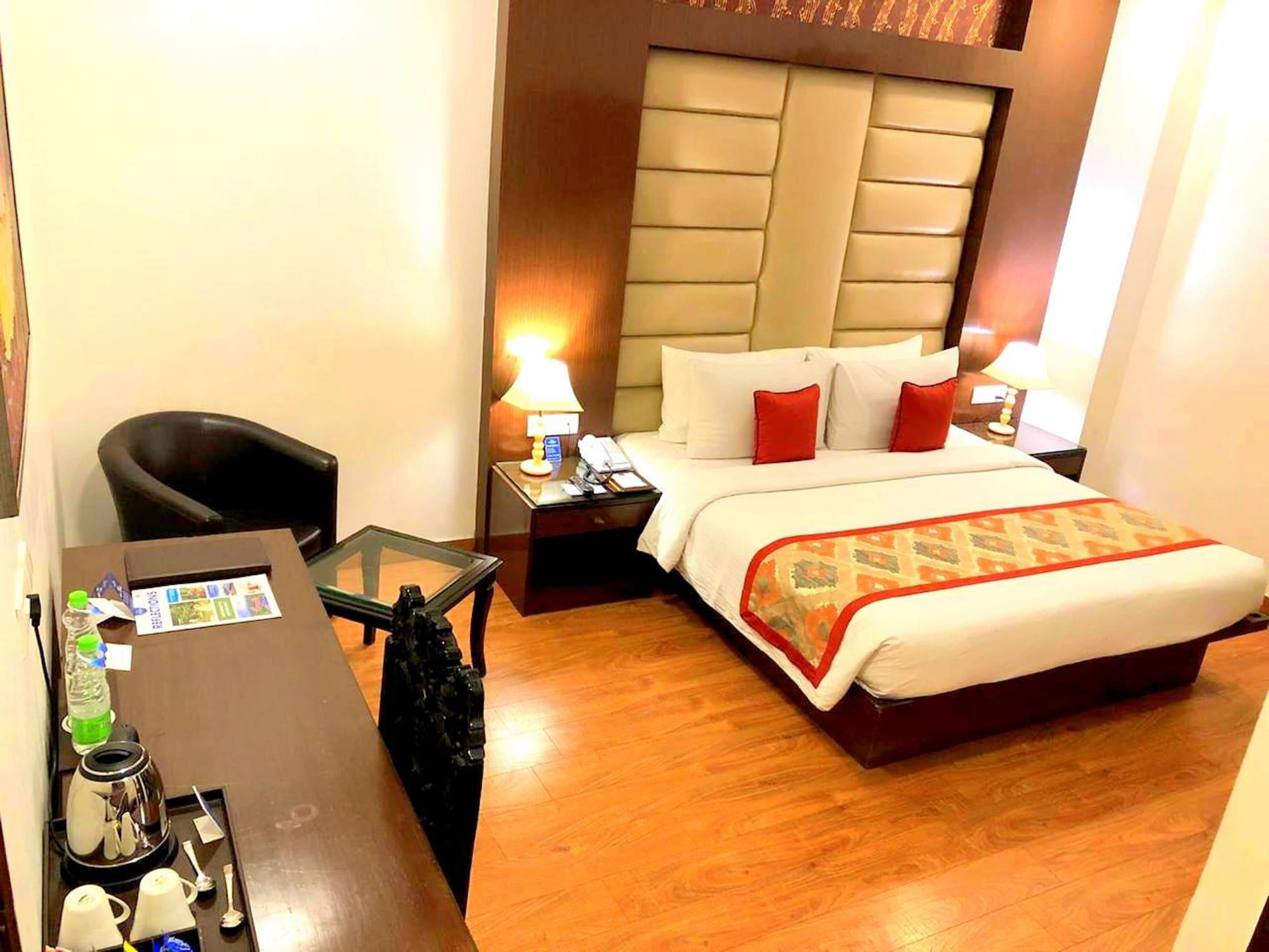 Taurus Sarovar Portico New Delhi Exteriör bild