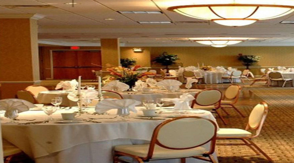 Taurus Sarovar Portico New Delhi Exteriör bild